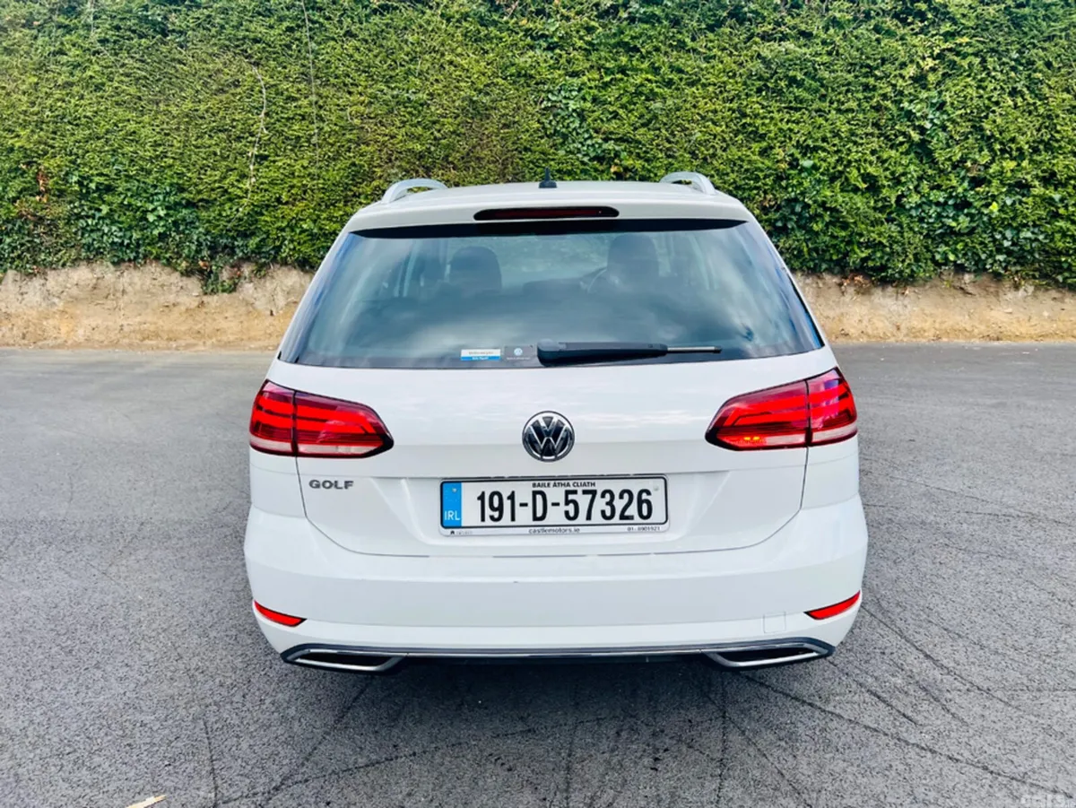 Volkswagen Golf Estate, Petrol, 2019, White