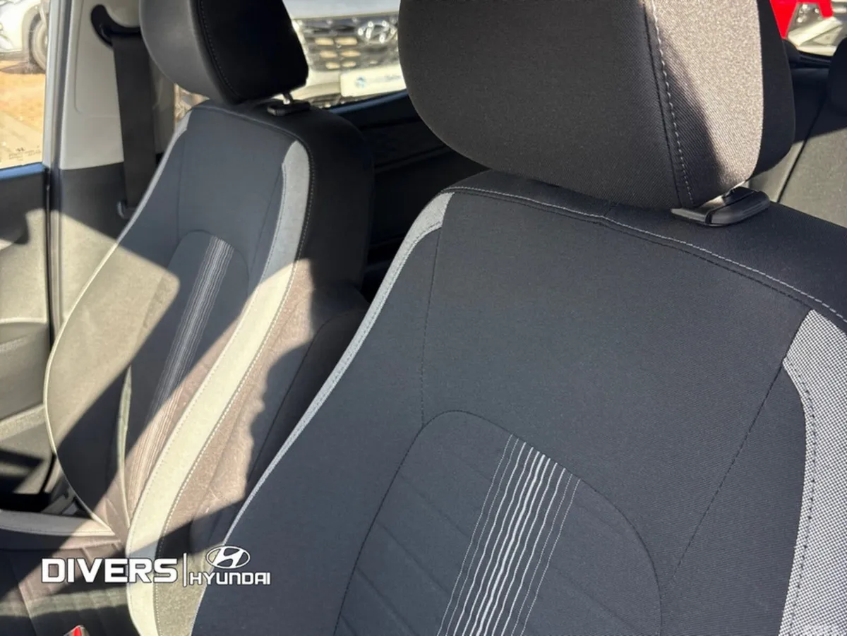 Hyundai i10 Hatchback, Petrol, 2020, Grey