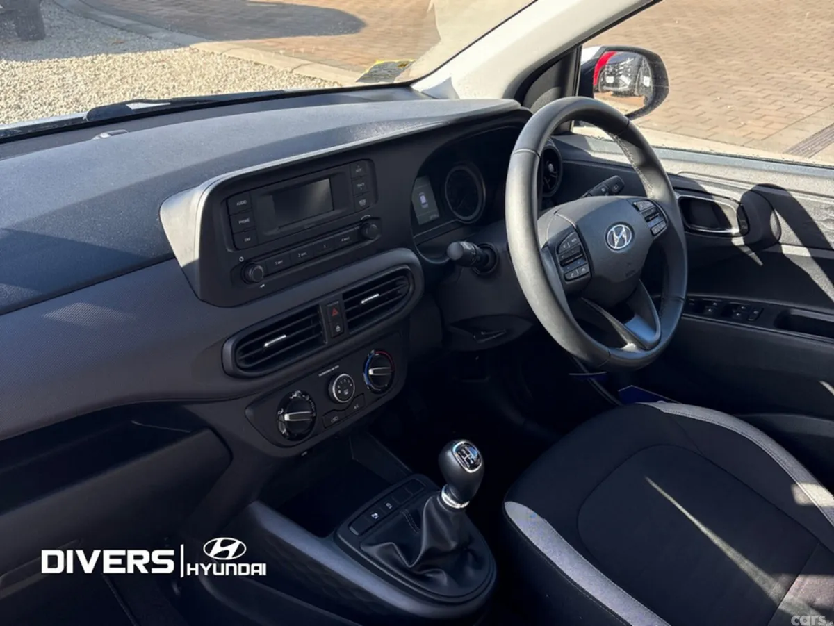 Hyundai i10 Hatchback, Petrol, 2020, Grey