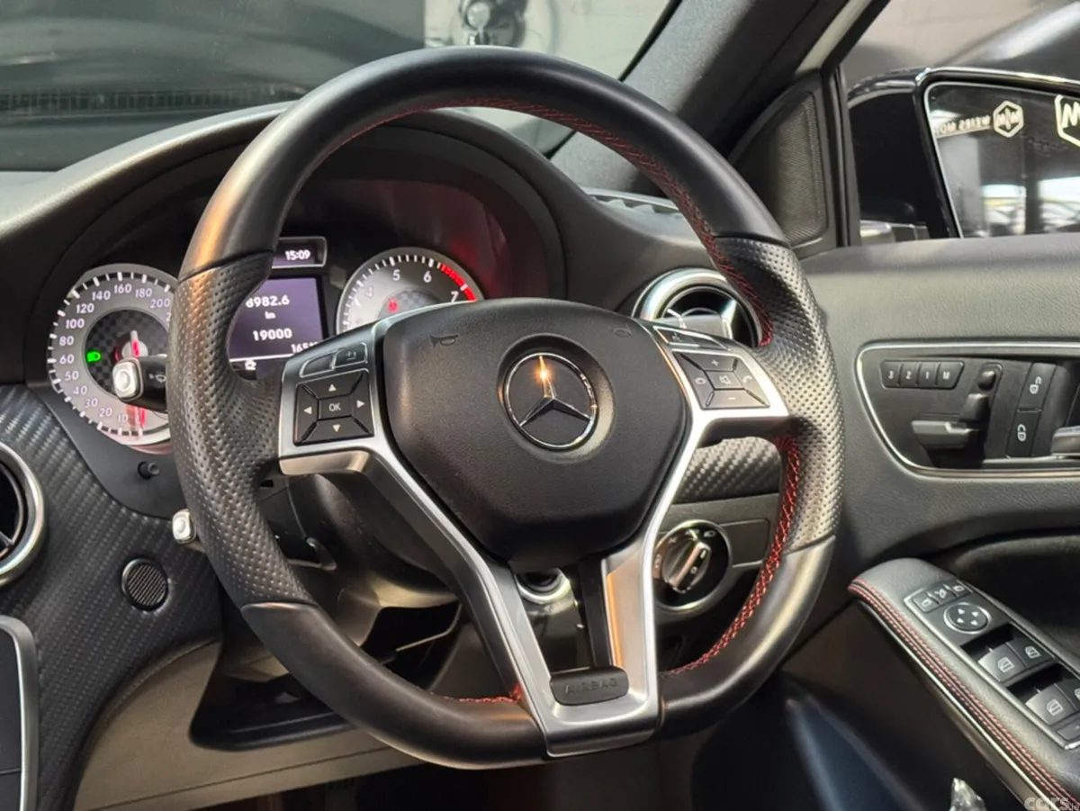 Mercedes-Benz A-Class Hatchback, Petrol, 2013, White