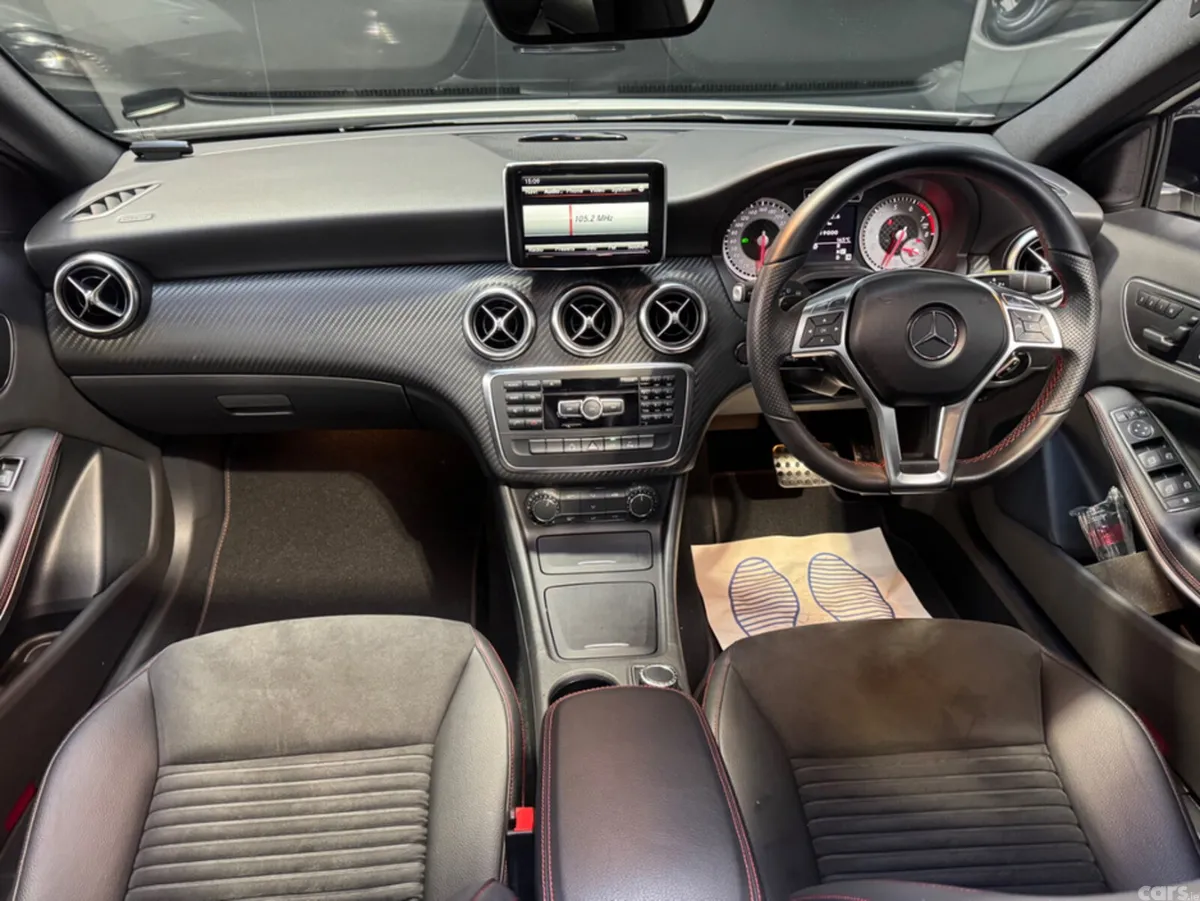 Mercedes-Benz A-Class Hatchback, Petrol, 2013, White