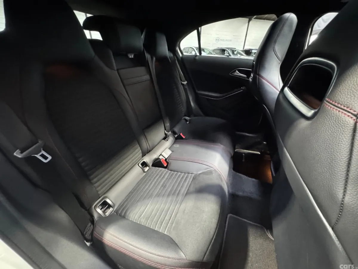 Mercedes-Benz A-Class Hatchback, Petrol, 2013, White