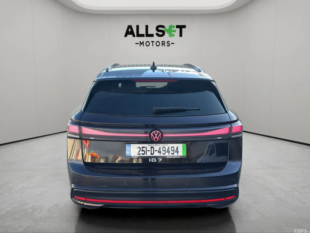 Volkswagen ID.7 Estate, Electric, 2025, Black