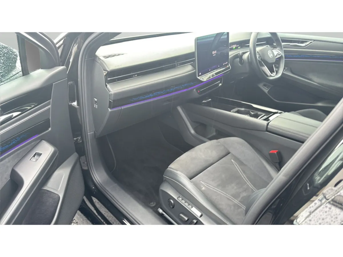Volkswagen ID.7 Estate, Electric, 2025, Black