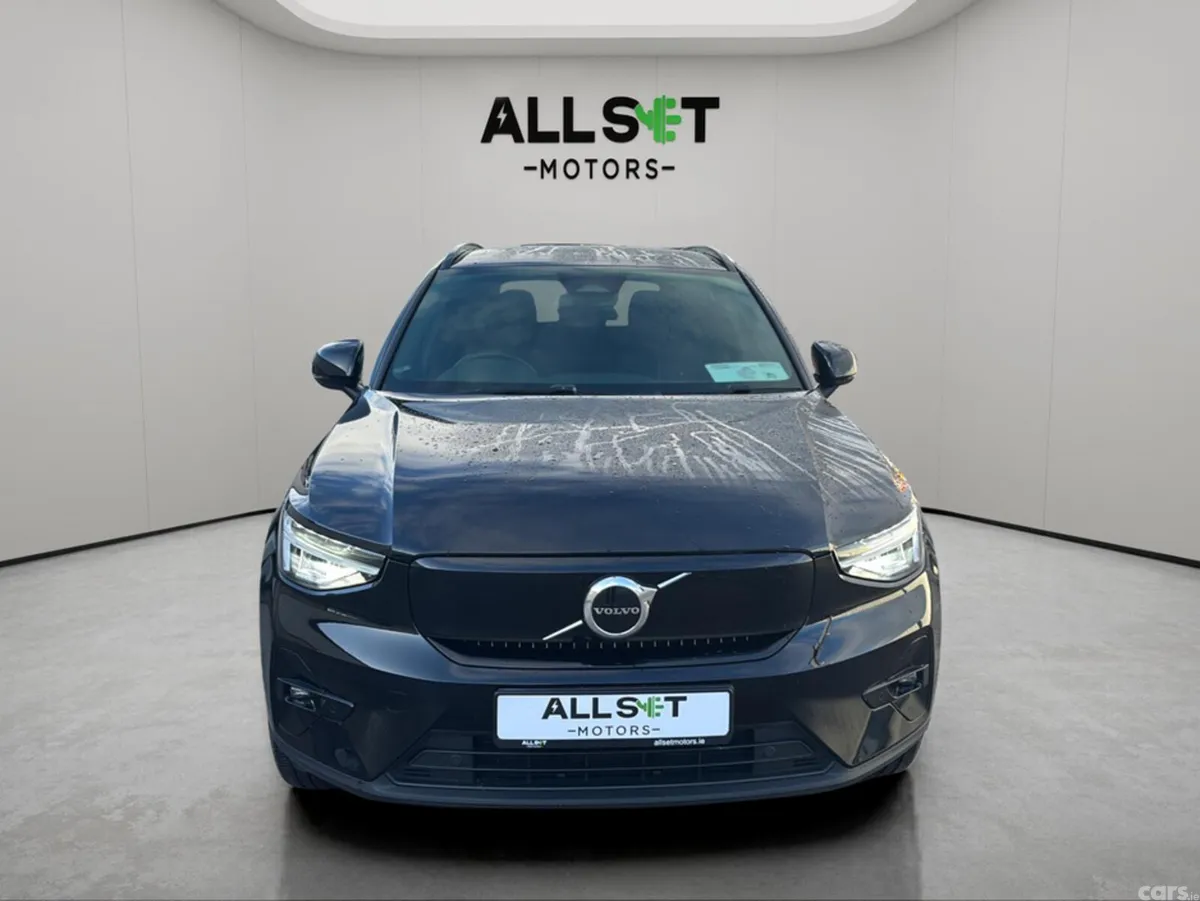 Volvo XC40 Estate, Electric, 2023, Black