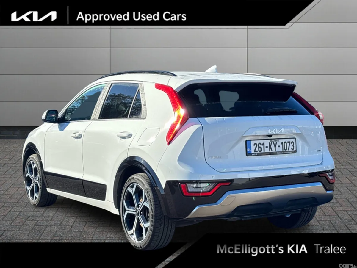 Kia Niro MPV, Petrol Plug-in Hybrid, 2026, White