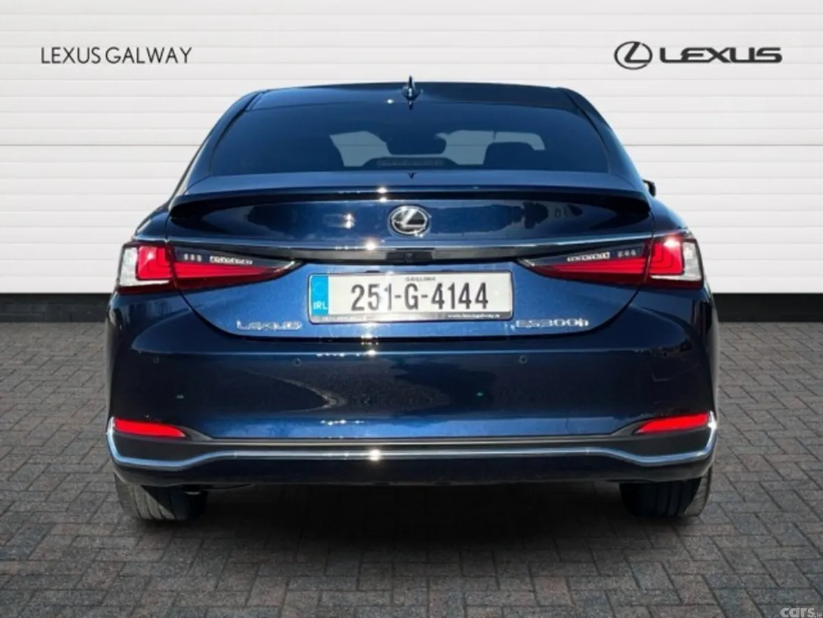 Lexus ES Saloon, Petrol Hybrid, 2025, Blue