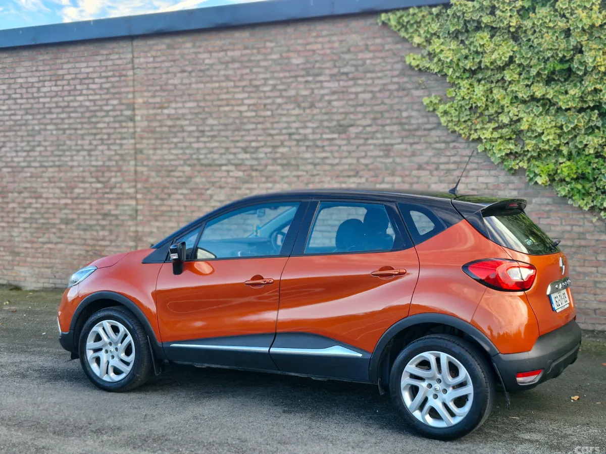 Renault Captur Hatchback, Petrol, 2016, Orange