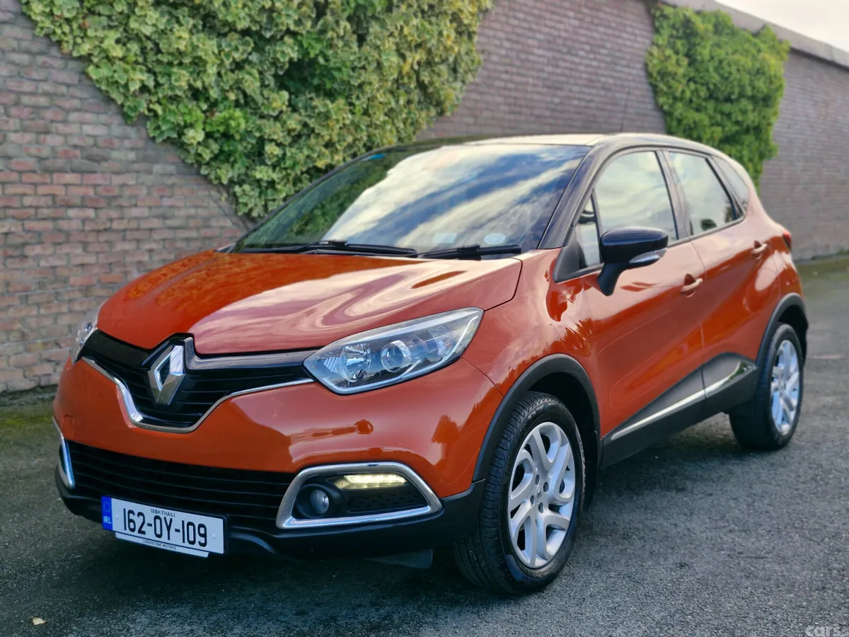 Renault Captur Hatchback, Petrol, 2016, Orange