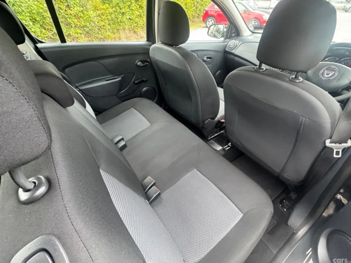 Dacia Sandero Hatchback, Petrol, 2016, Grey