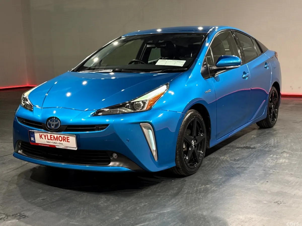 Toyota Prius Hatchback, Petrol Hybrid, 2019, Blue