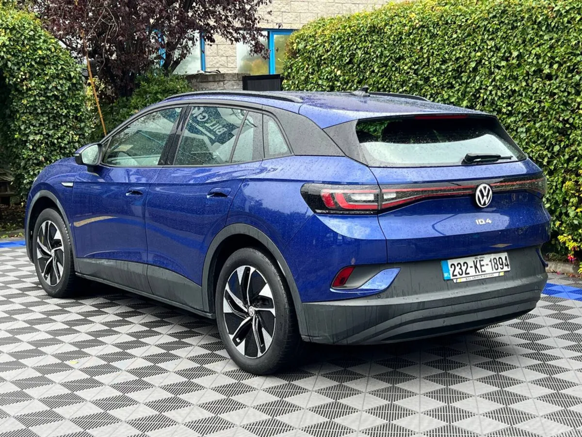 Volkswagen ID.4 SUV, Electric, 2023, Blue