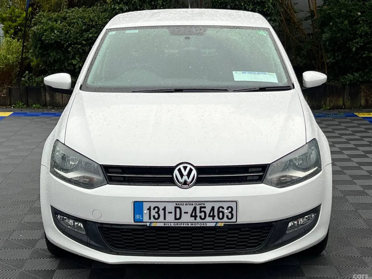 Volkswagen Polo Hatchback, Petrol, 2013, White