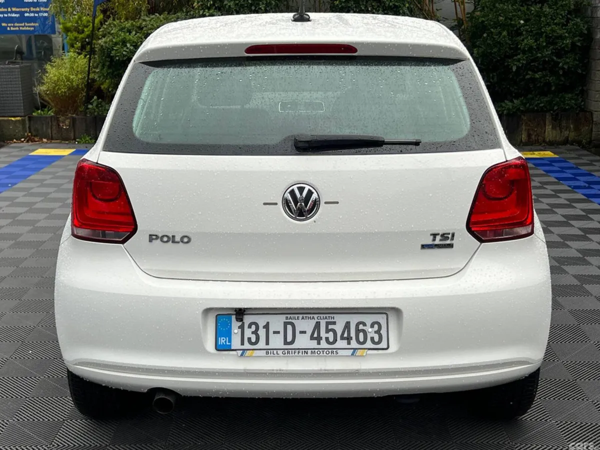 Volkswagen Polo Hatchback, Petrol, 2013, White