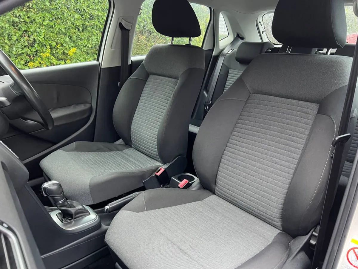 Volkswagen Polo Hatchback, Petrol, 2013, White