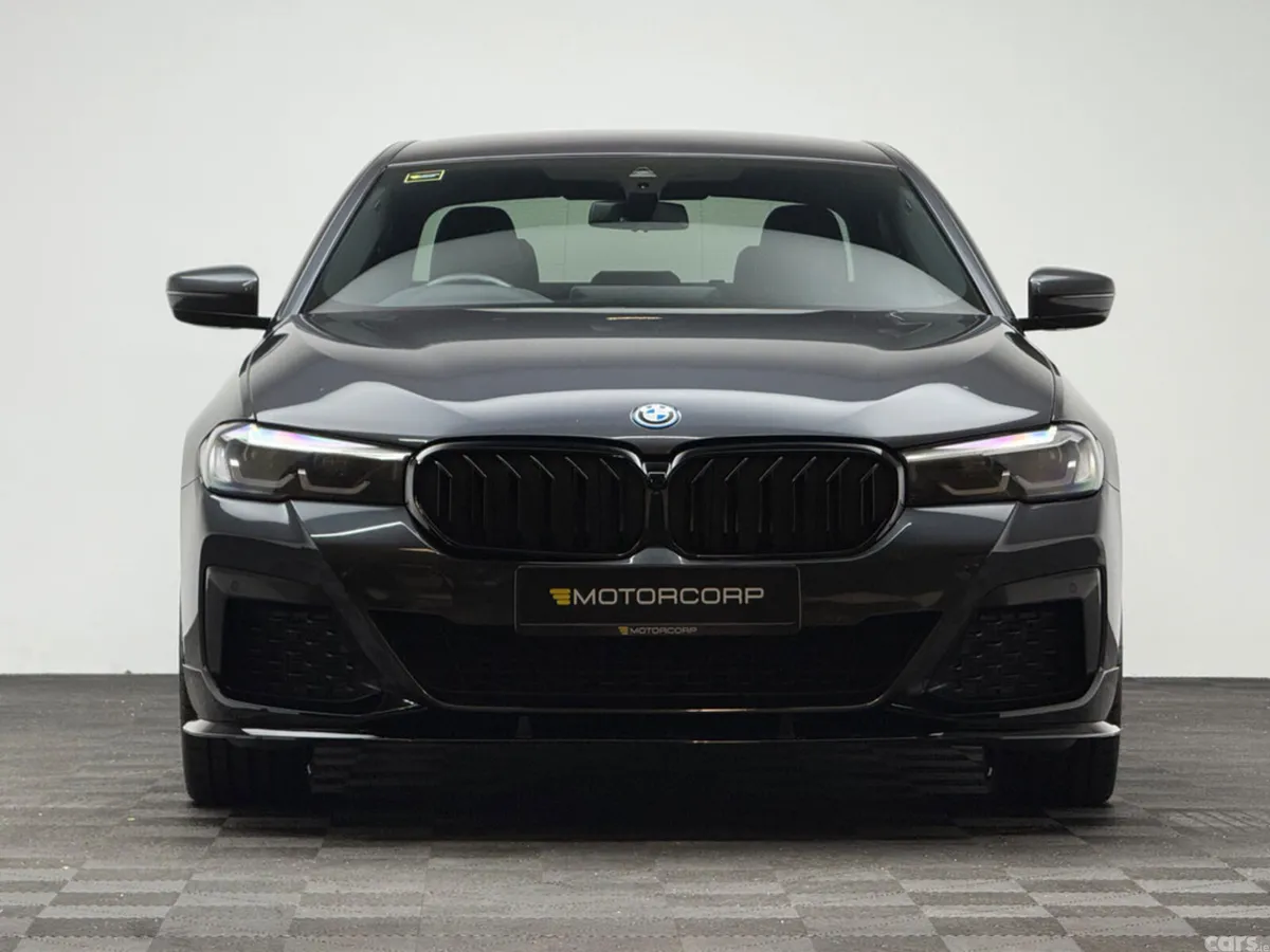 BMW 5-Series Saloon, Petrol Plug-in Hybrid, 2021, Grey
