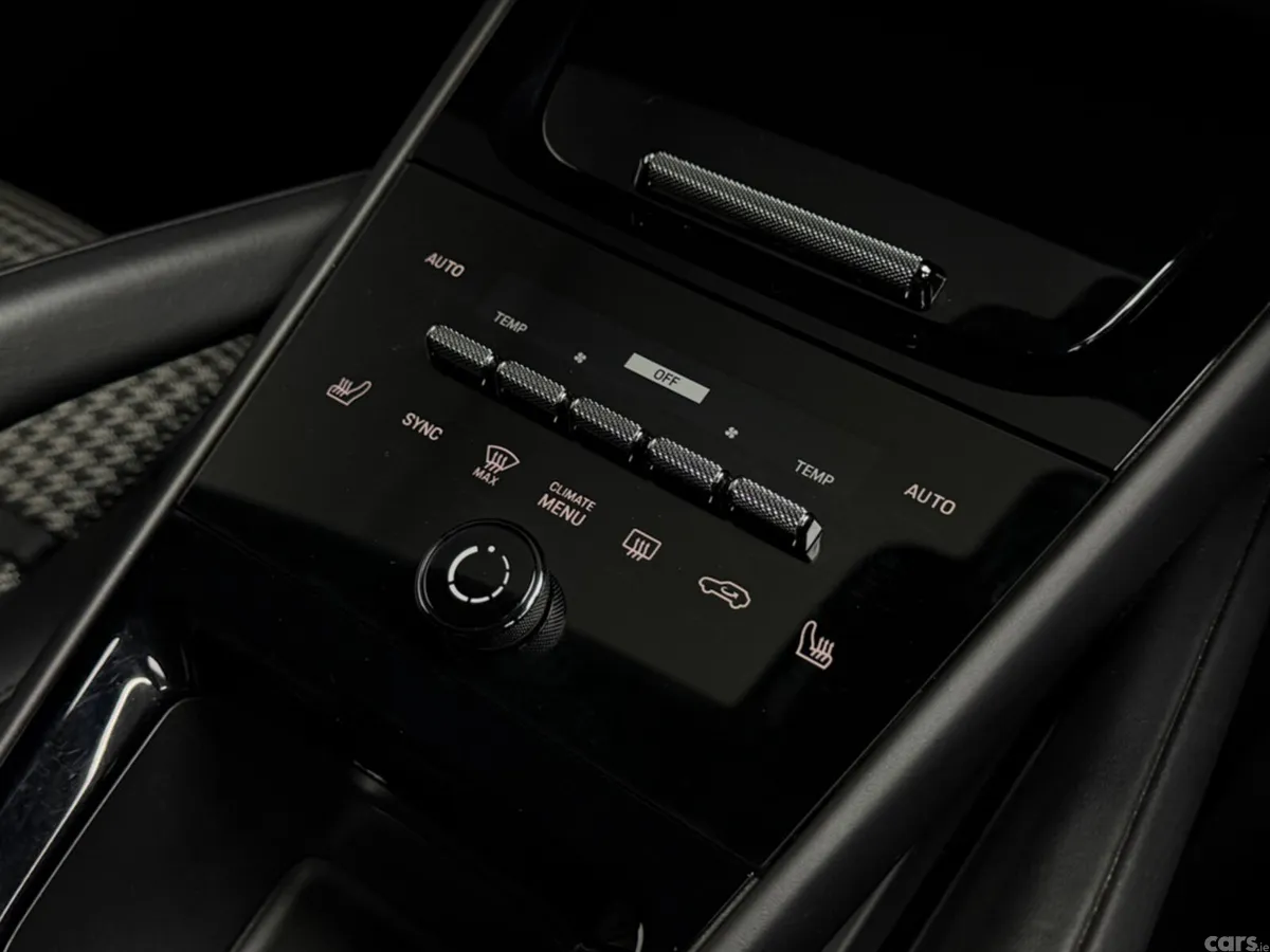 Porsche Cayenne Coupe, Petrol Plug-in Hybrid, 2024, Grey