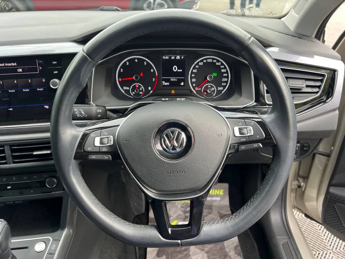 Volkswagen Polo Hatchback, Petrol, 2019, Gold