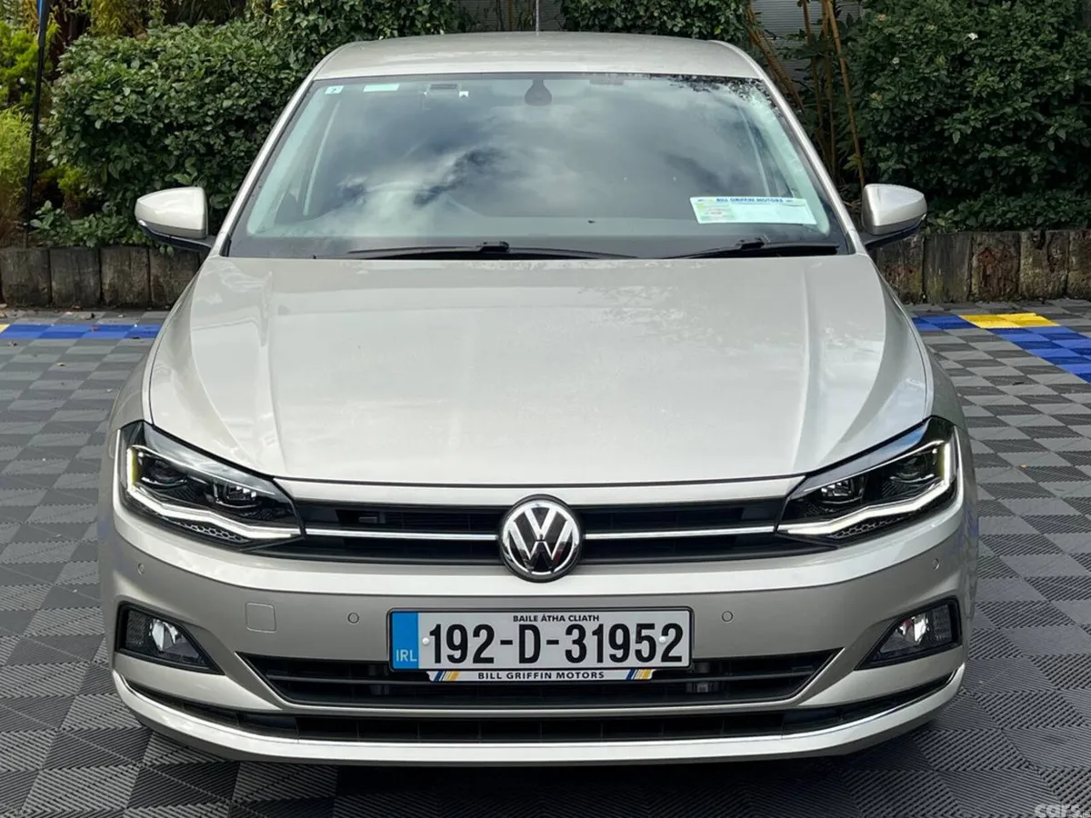 Volkswagen Polo Hatchback, Petrol, 2019, Gold