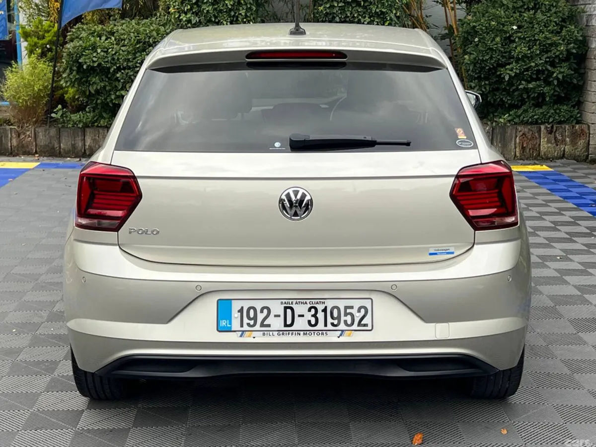 Volkswagen Polo Hatchback, Petrol, 2019, Gold