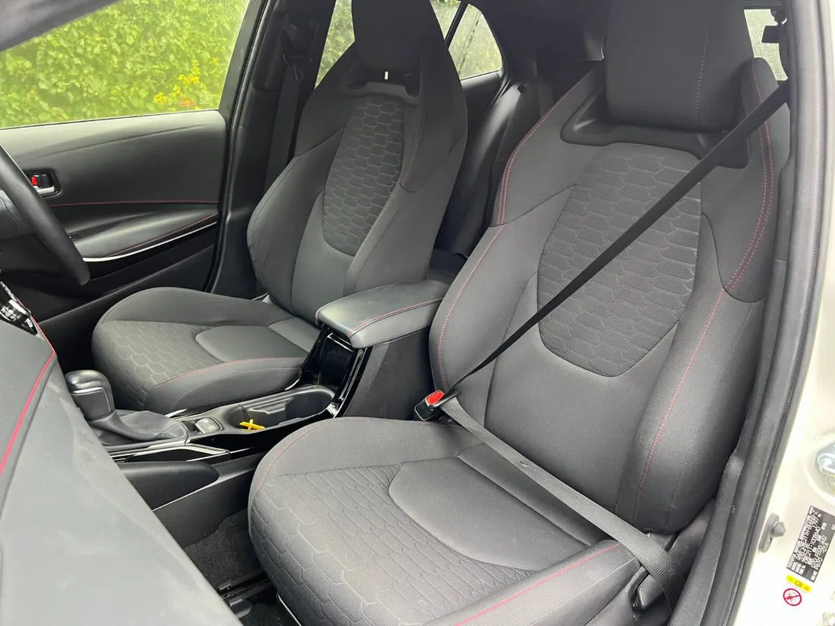 Toyota Corolla Hatchback, Petrol Hybrid, 2018, White