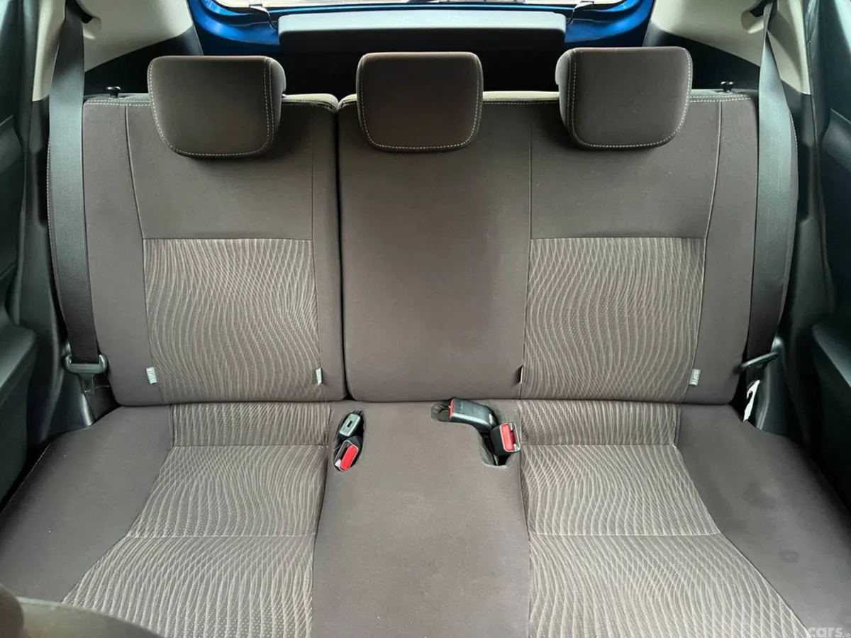 Toyota Aqua Hatchback, Petrol Hybrid, 2018, Blue