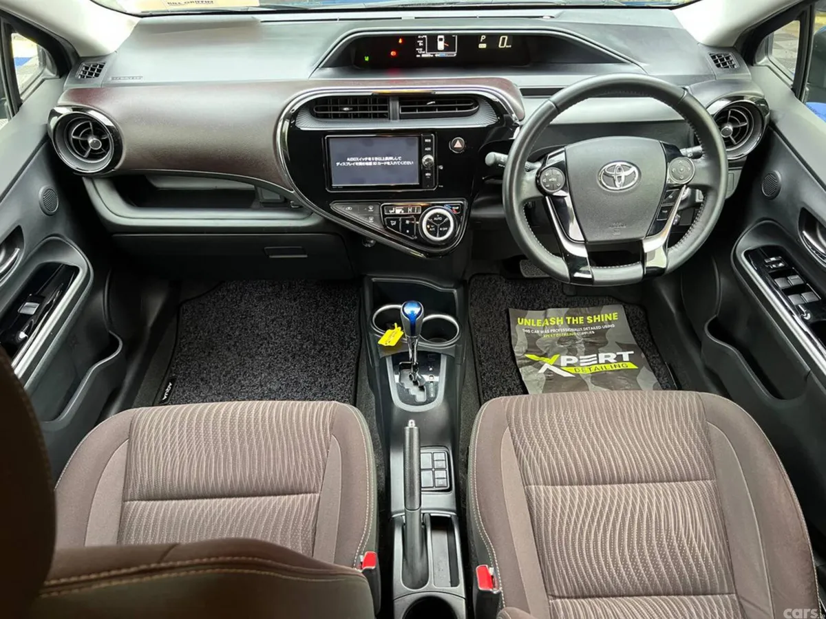 Toyota Aqua Hatchback, Petrol Hybrid, 2018, Blue