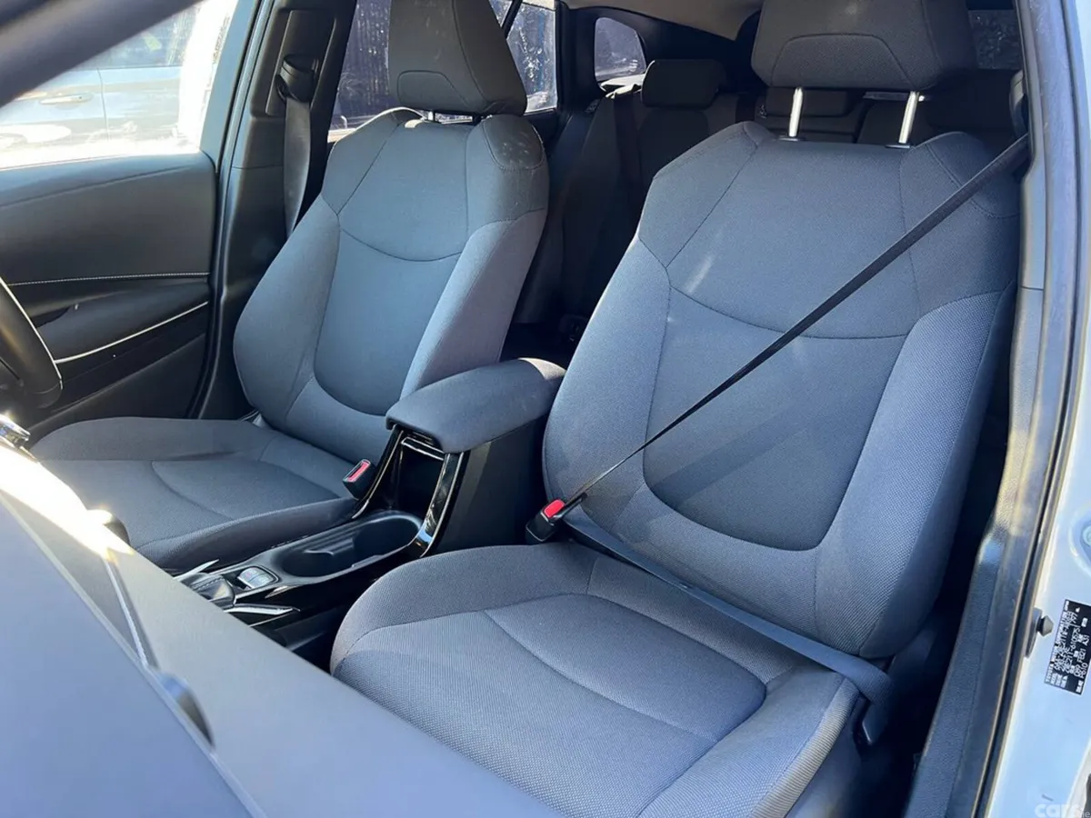 Toyota Corolla Estate, Petrol Hybrid, 2022, White