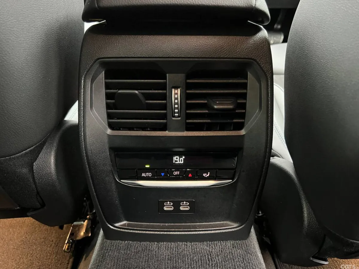 BMW 3-Series Estate, Petrol Plug-in Hybrid, 2022, Blue