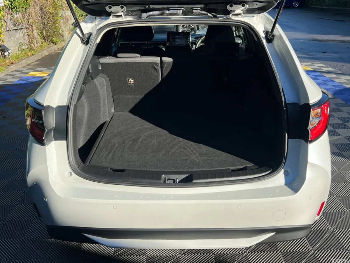 Toyota Corolla Estate, Petrol Hybrid, 2022, White