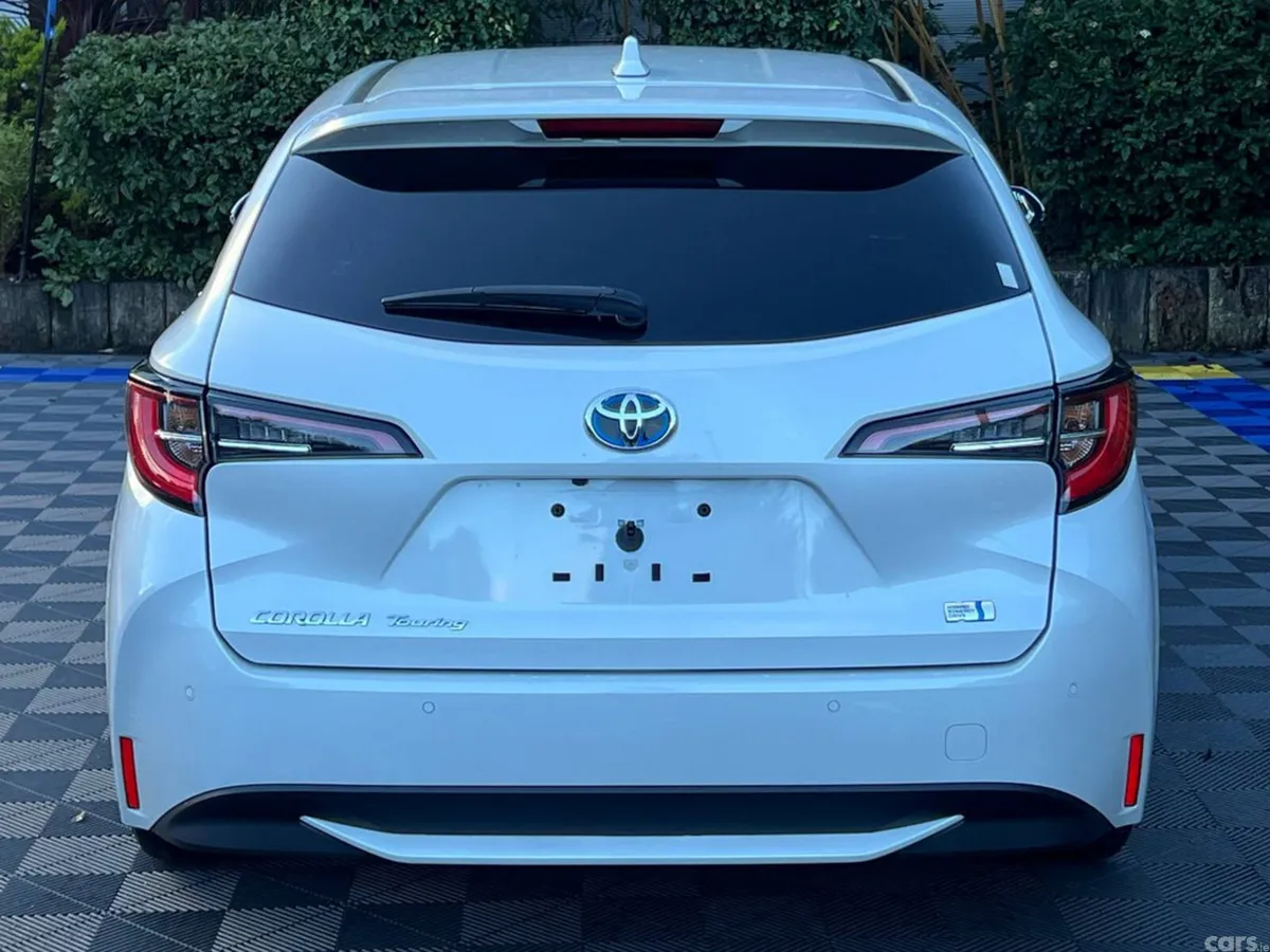 Toyota Corolla Estate, Petrol Hybrid, 2022, White