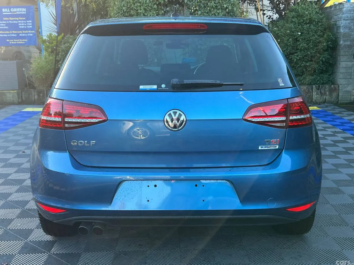 Volkswagen Golf Hatchback, Petrol, 2017, Blue
