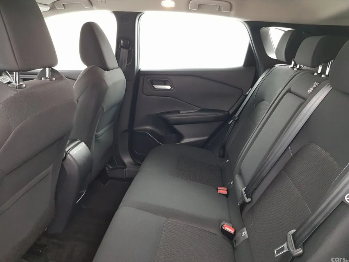 Nissan Qashqai MPV, Petrol Hybrid, 2026, White