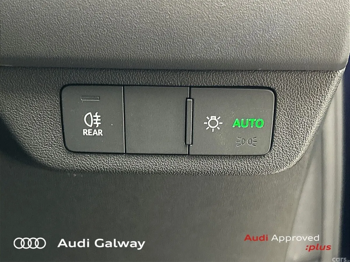 Audi Q4 e-tron SUV, Electric, 2024, White