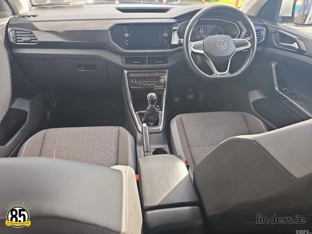 Volkswagen T-Cross Estate, Petrol, 2022, White