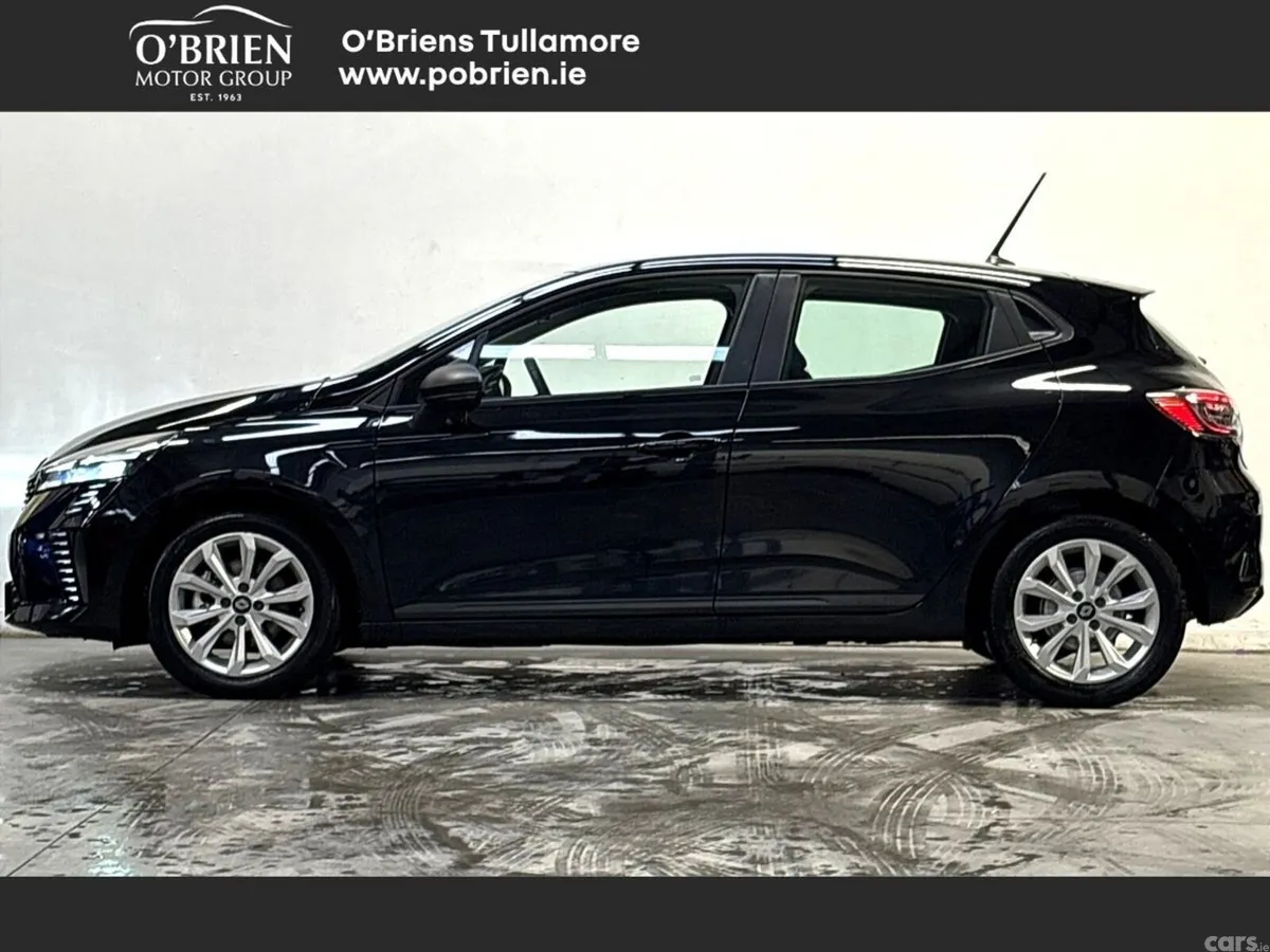 Renault Clio Hatchback, Petrol Hybrid, 2026, Black