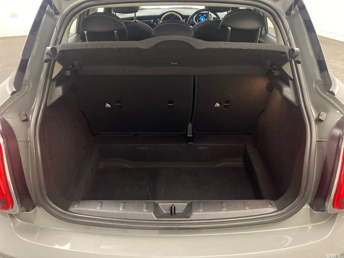 Mini Cooper Hatchback, Petrol, 2022, Grey
