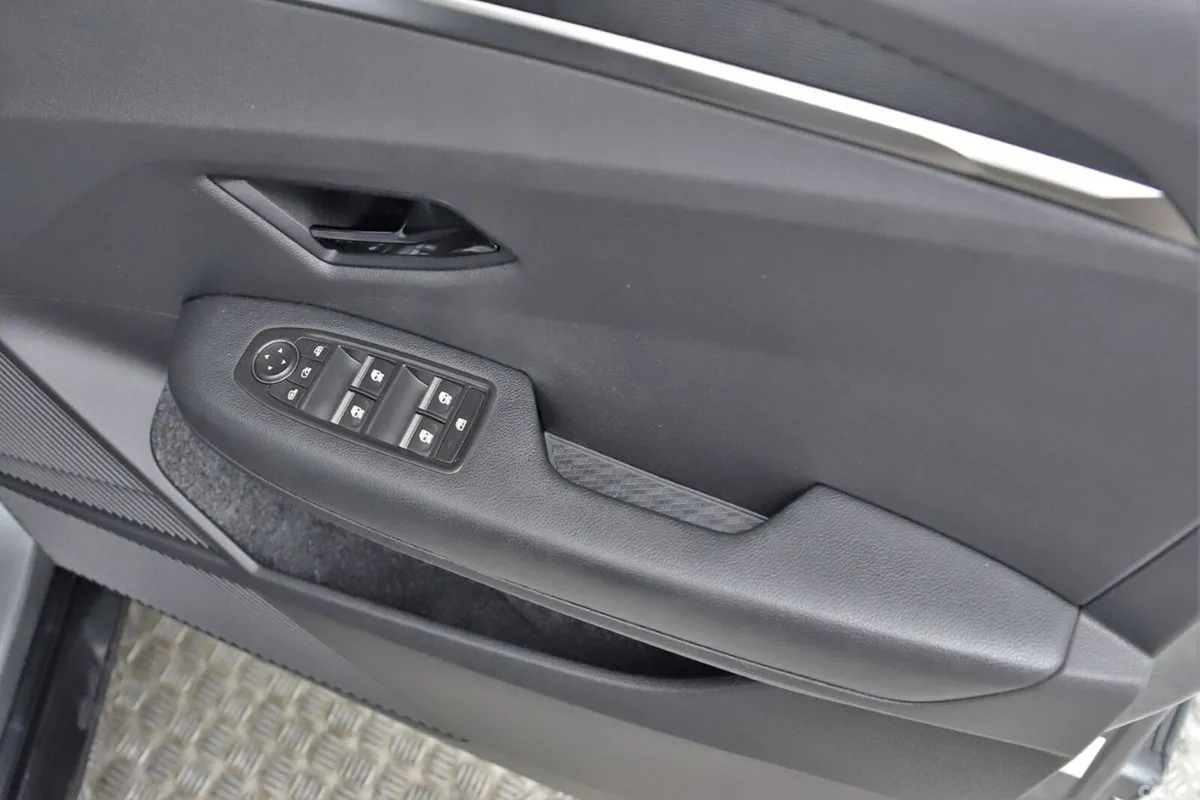Renault Megane Hatchback, Electric, 2023, Grey