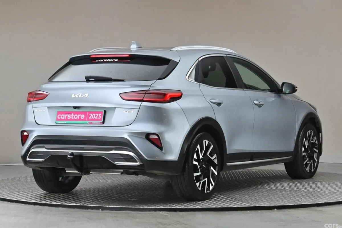 Kia XCeed SUV, Petrol Plug-in Hybrid, 2023, Grey