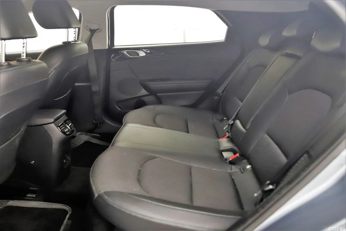 Kia XCeed SUV, Petrol Plug-in Hybrid, 2023, Grey