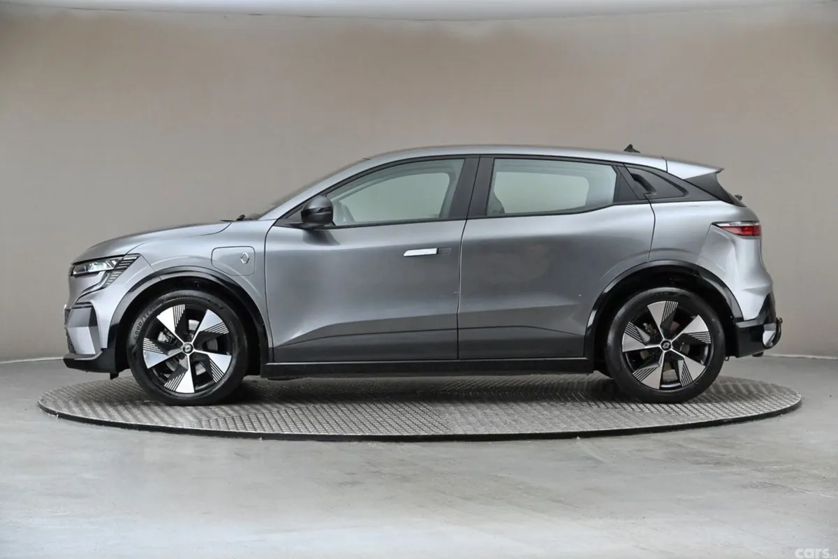 Renault Megane Hatchback, Electric, 2023, Grey