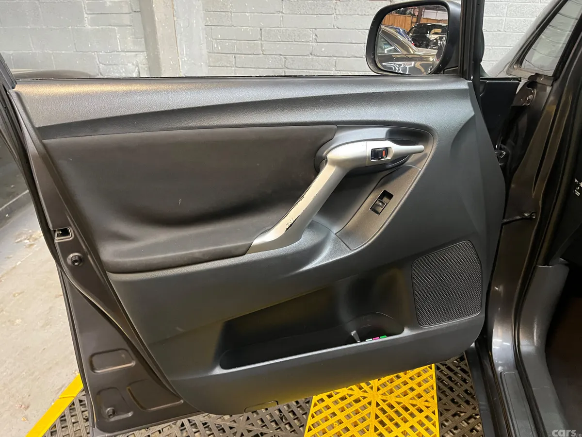 Toyota Verso MPV, Diesel, 2011, Grey