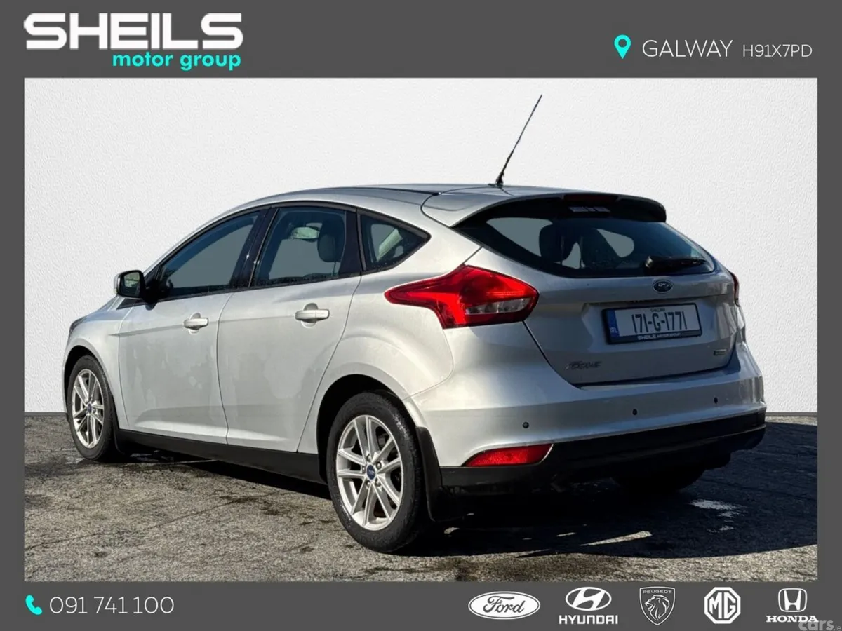 Ford Focus Hatchback, Petrol, 2017, Grey