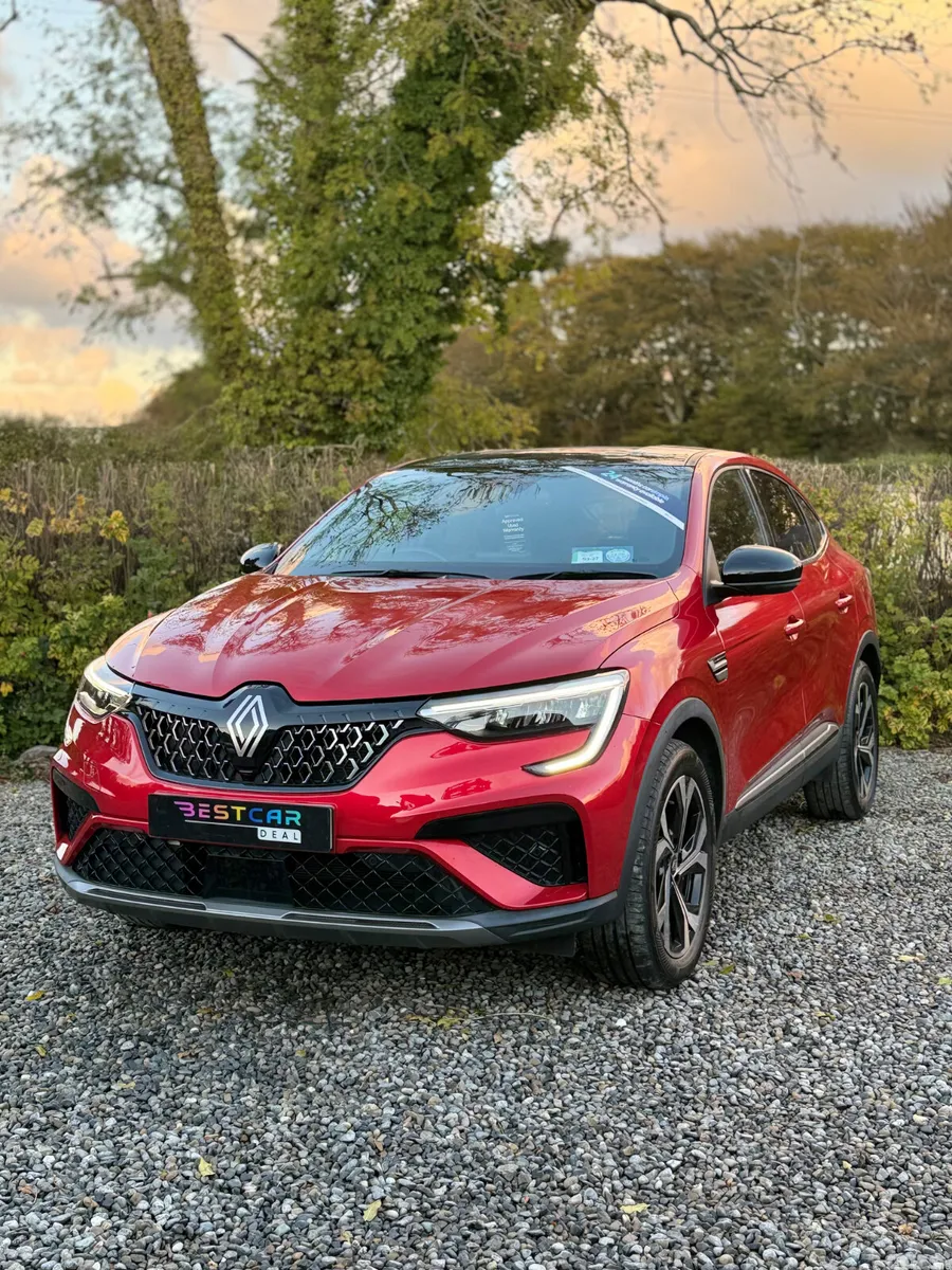 Renault Arkana Hatchback, Petrol, 2024, Red