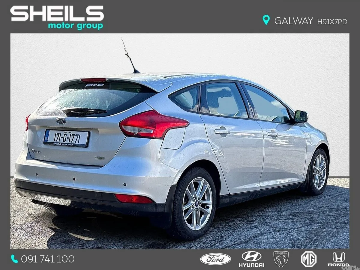 Ford Focus Hatchback, Petrol, 2017, Grey