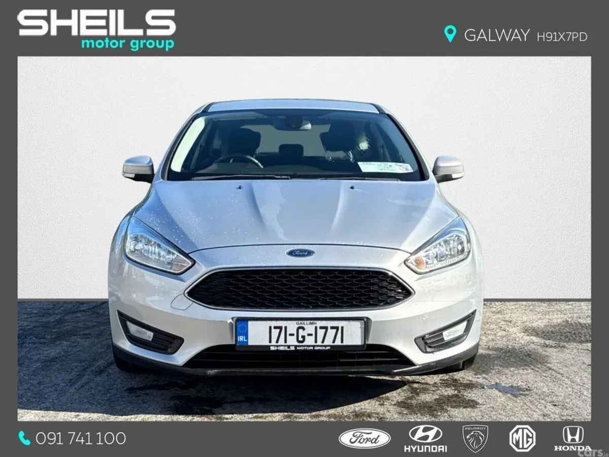 Ford Focus Hatchback, Petrol, 2017, Grey