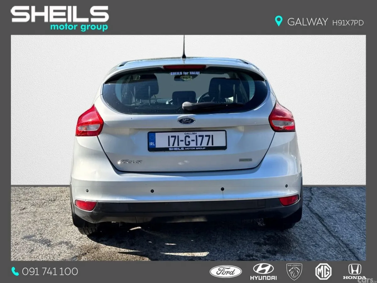Ford Focus Hatchback, Petrol, 2017, Grey
