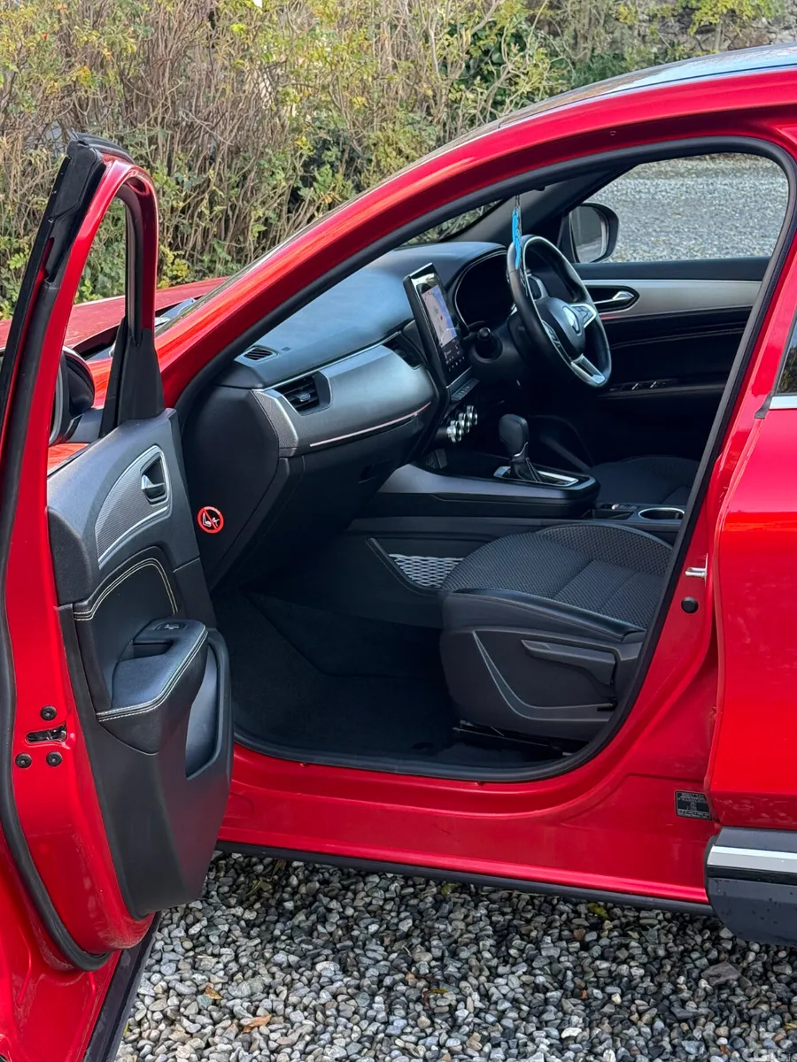 Renault Arkana Hatchback, Petrol, 2024, Red