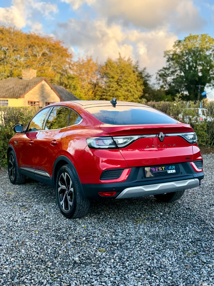 Renault Arkana Hatchback, Petrol, 2024, Red