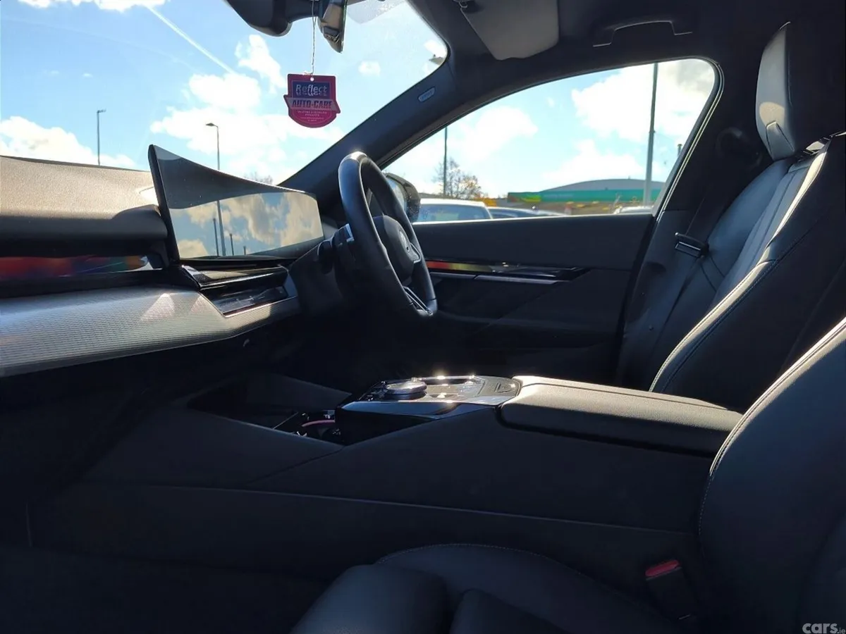 BMW 5-Series Saloon, Petrol Plug-in Hybrid, 2026, Grey